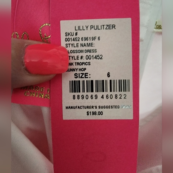 Lilly Pulitzer size 6 dress with pockets - Picture 3 of 3